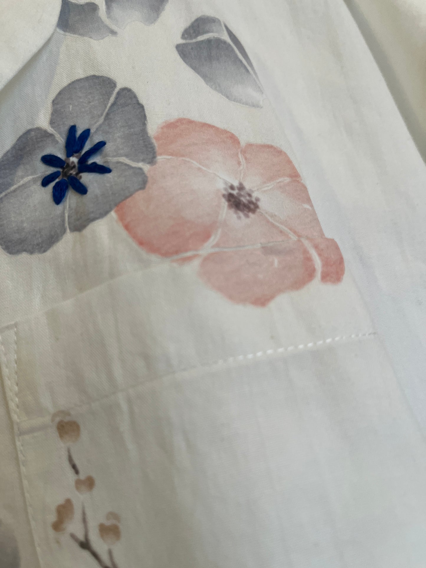 IVORY FLORAL REVER SHIRT
