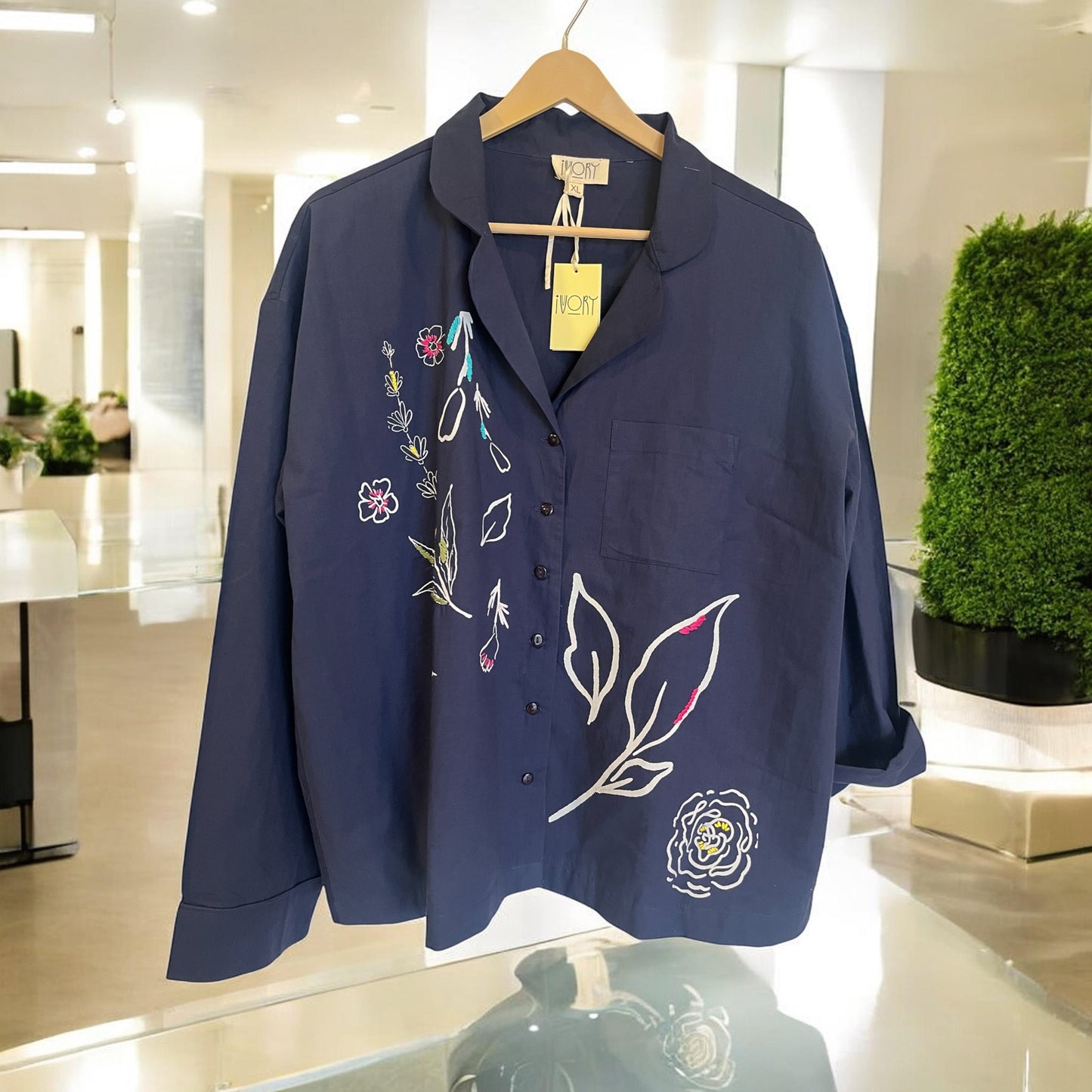 NAVY FLORAL REVER SHIRT